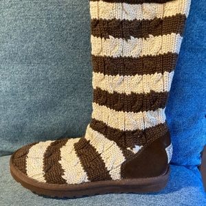 UGGS KNIT HIGH BOOT WOMENS SZ 7